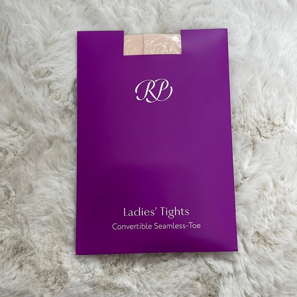 Russian Pointe- Convertible Tights - Picture 2 of 3